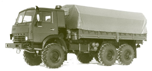 КамАЗ-4310 с кабиной со спальным местом. г. Набережные Челны. Зима 1985 г.