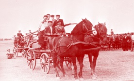 Конные хода также были популярны у пожарных во время войны