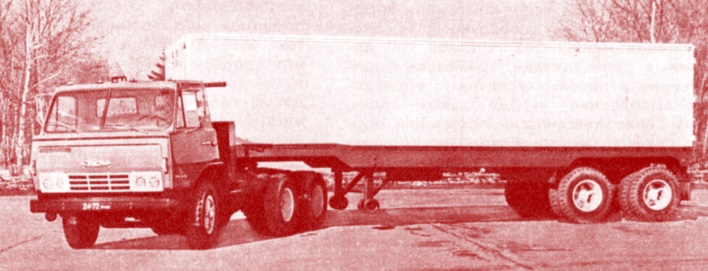 Опытный образец автопоезда на основе седельного тягача ЗИЛ-170 и
полуприцепа ОдАЗ-9770